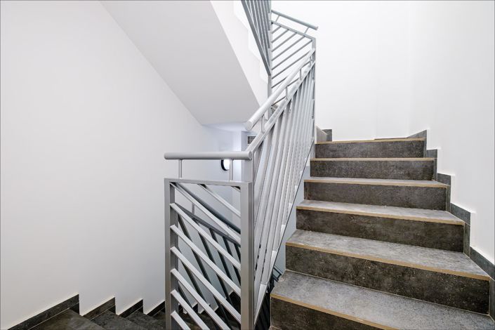 Image No.26-4 Bed House for sale