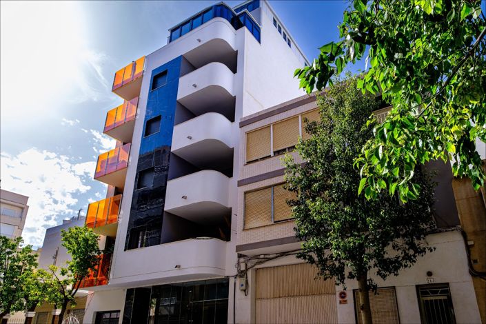 Image No.3-4 Bed Apartment for sale