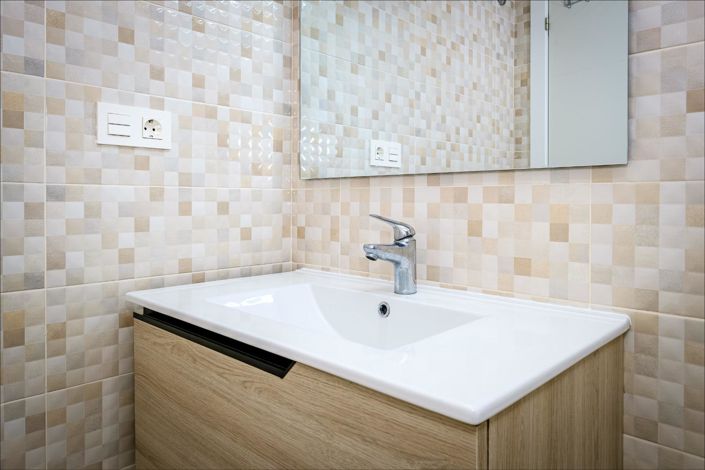 Image No.49-4 Bed House for sale