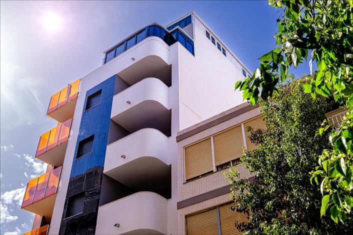 Image No.9-4 Bed House for sale