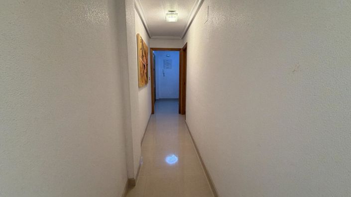 Image No.21-3 Bed Apartment for sale