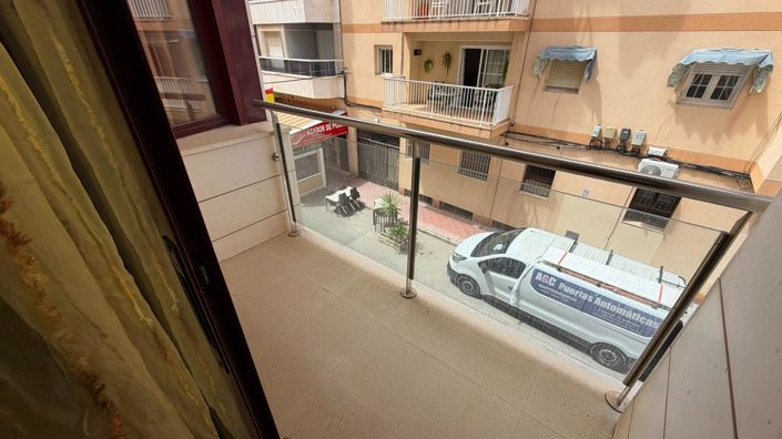 Image No.23-3 Bed Apartment for sale