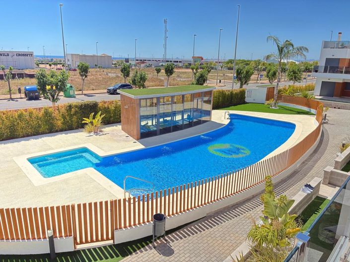 Image No.9-2 Bed Property for sale