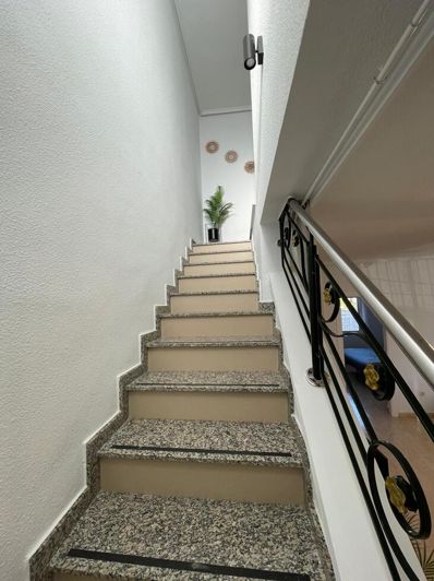 Image No.16-3 Bed Townhouse for sale