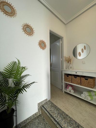 Image No.18-3 Bed Townhouse for sale