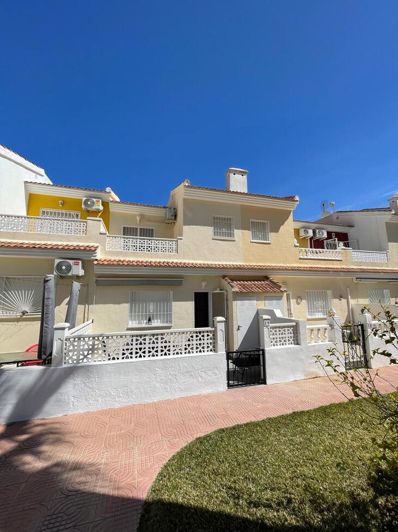 Image No.7-3 Bed Townhouse for sale