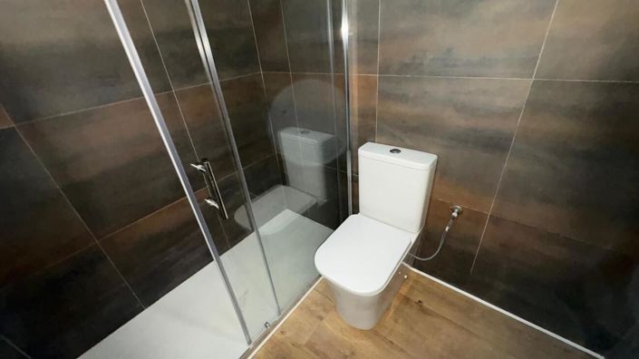 Image No.16-2 Bed Bungalow for sale