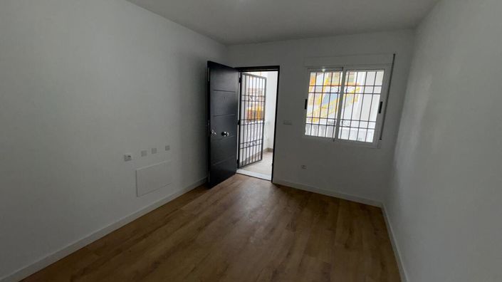 Image No.23-2 Bed Bungalow for sale