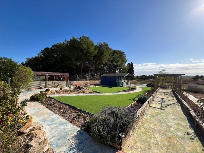 Image No.37-6 Bed Villa for sale