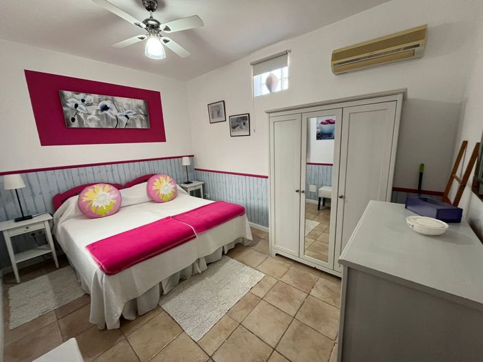 Image No.45-6 Bed Villa for sale