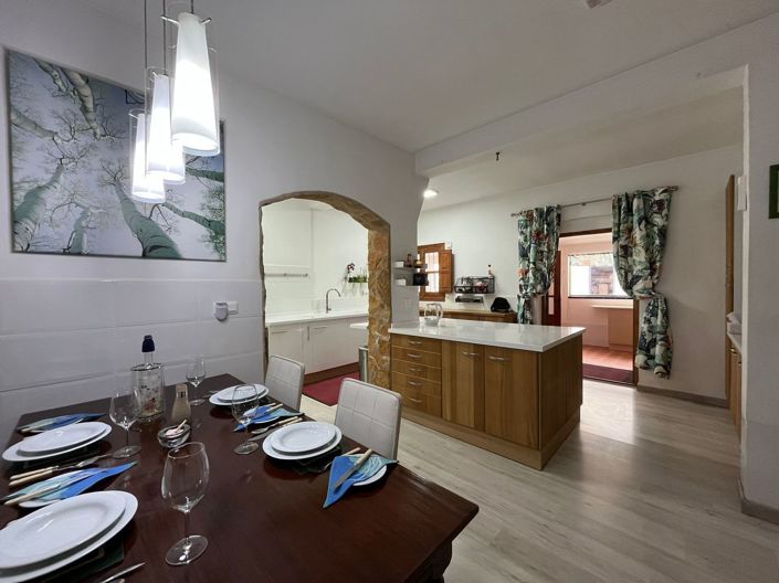 Image No.7-6 Bed Villa for sale
