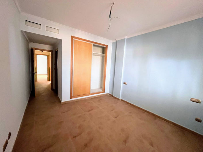 Image No.12-4 Bed Apartment for sale