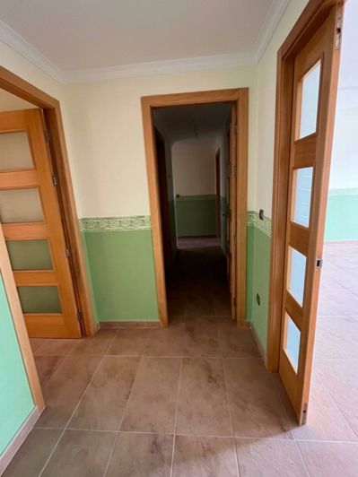 Image No.13-4 Bed Apartment for sale