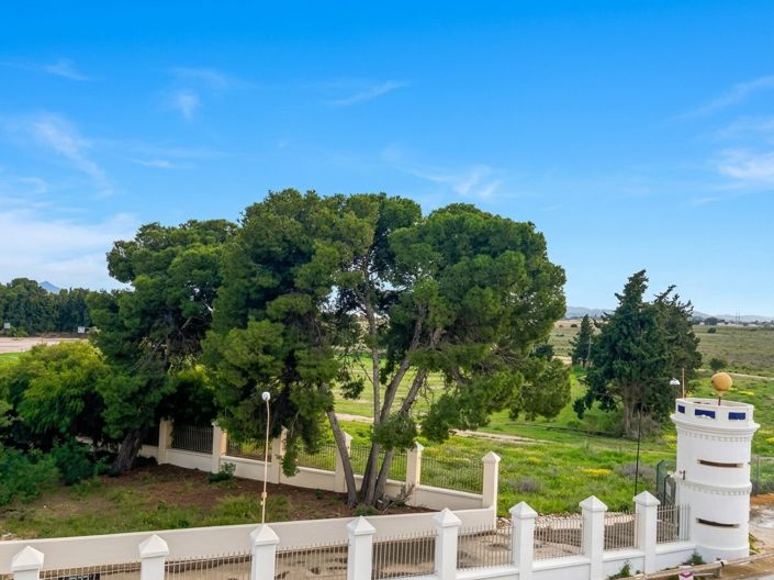 Image No.20-4 Bed Apartment for sale