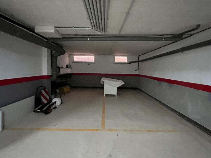 Image No.24-4 Bed Apartment for sale