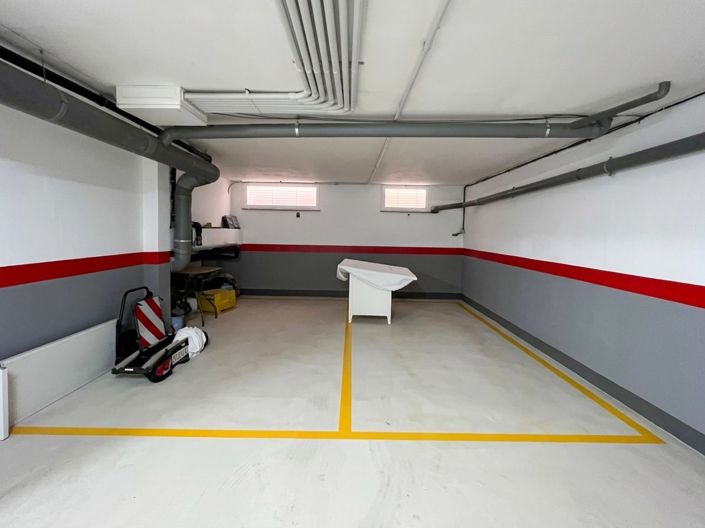 Image No.24-4 Bed Apartment for sale