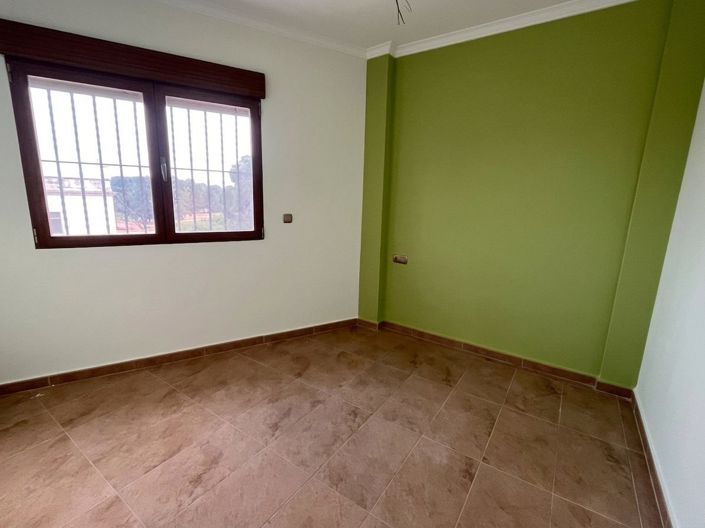Image No.5-4 Bed Apartment for sale