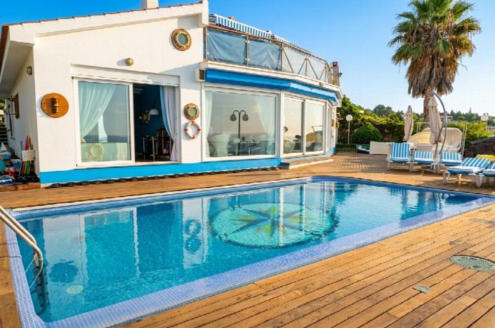 Image No.2-Villa de 6 chambres à vendre à La Cala De Mijas