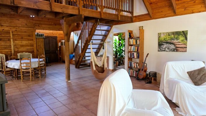 Image No.9-4 Bed Villa for sale