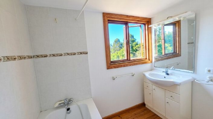 Image No.24-4 Bed Villa for sale