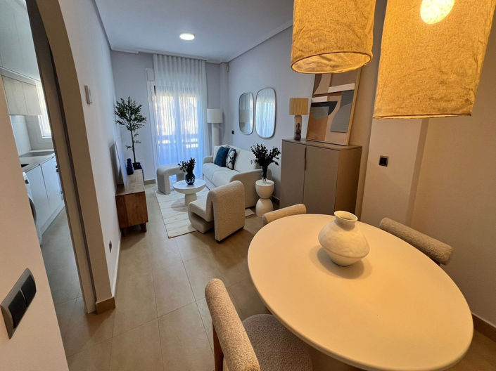 Image No.4-2 Bed Apartment for sale