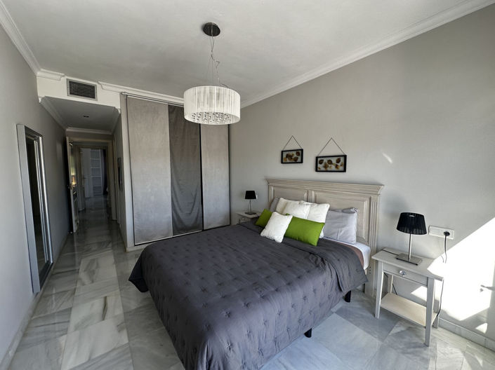Image No.4-2 Bed Property for sale
