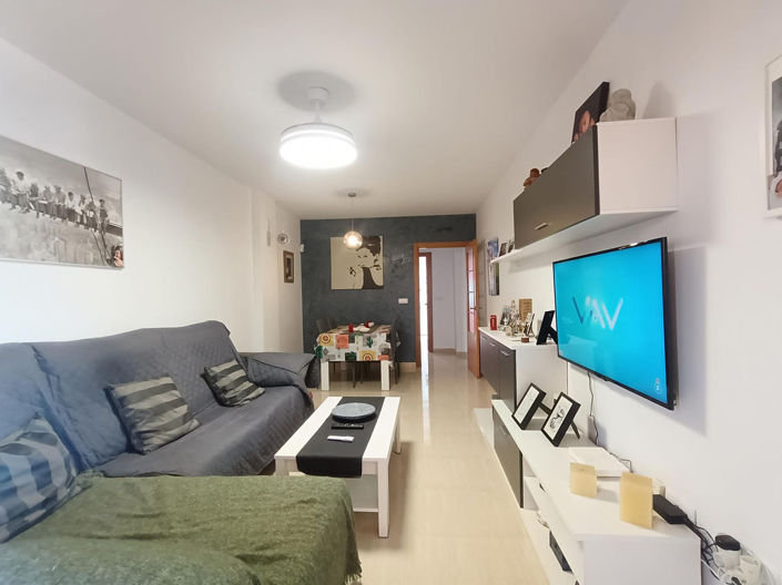 Image No.2-2 Bed Property for sale