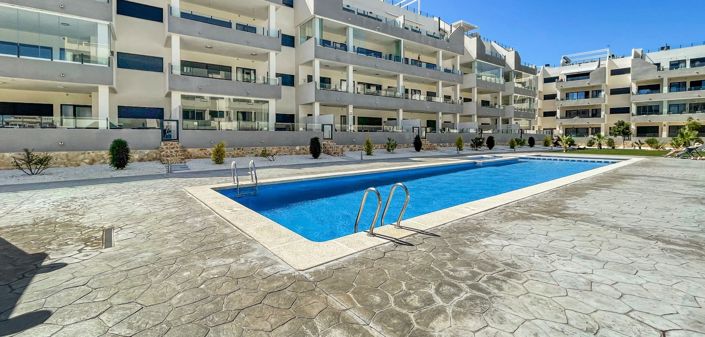 Image No.2-3 Bed House for sale