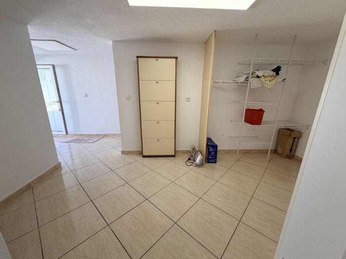 Image No.13-5 Bed Property for sale