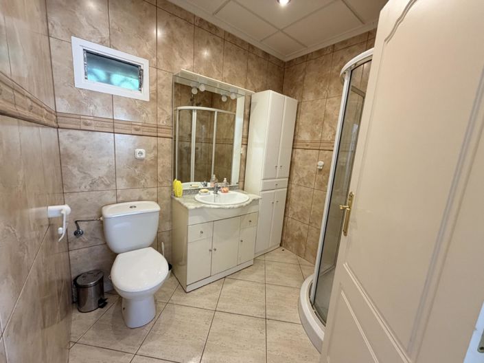Image No.26-5 Bed Villa for sale