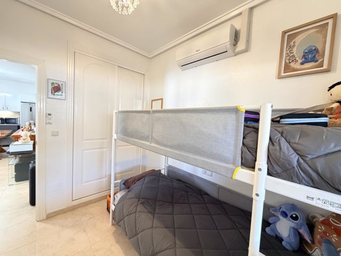 Image No.25-3 Bed Townhouse for sale