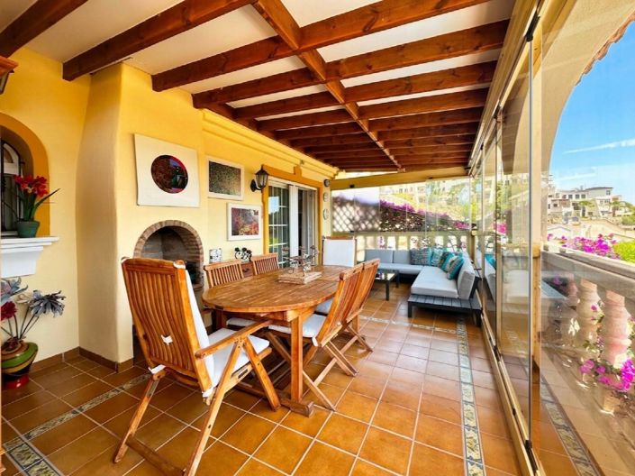 Image No.26-3 Bed Property for sale