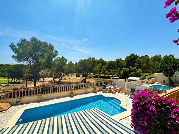 Image No.46-3 Bed Property for sale