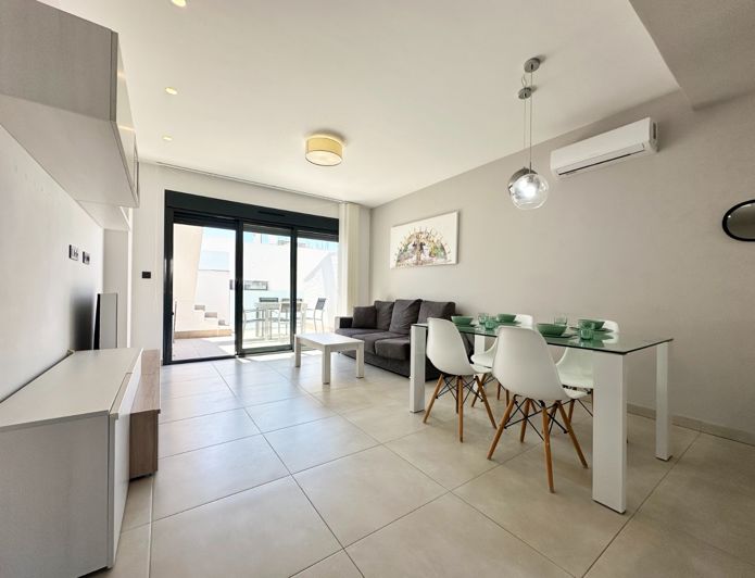 Image No.2-2 Bed House for sale