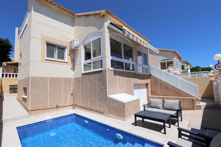 Image No.19-2 Bed House for sale