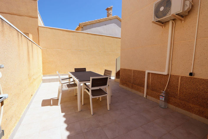 Image No.24-2 Bed House for sale