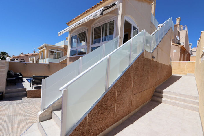 Image No.27-2 Bed House for sale