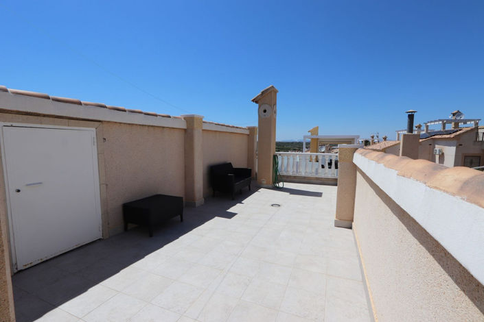 Image No.30-2 Bed House for sale