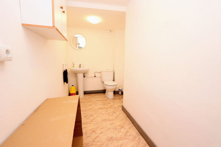 Image No.36-2 Bed House for sale