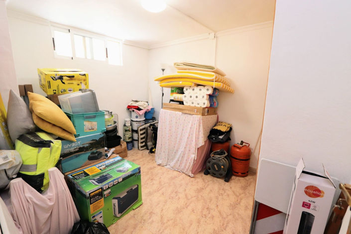 Image No.37-2 Bed House for sale