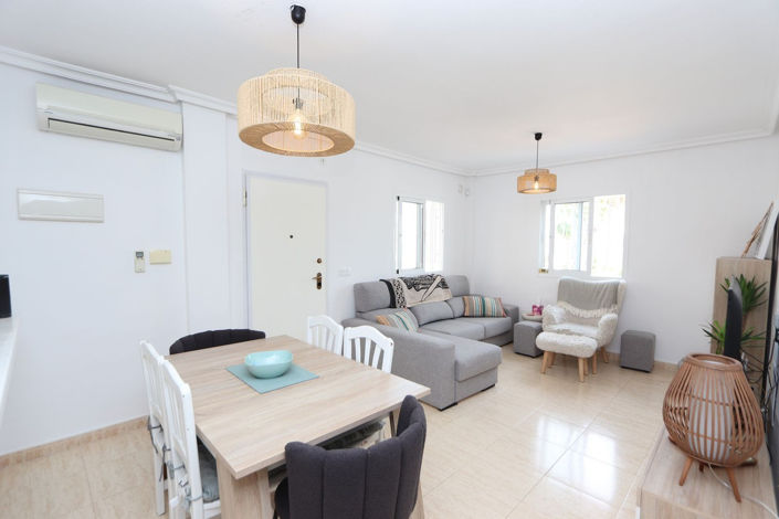Image No.12-3 Bed House for sale