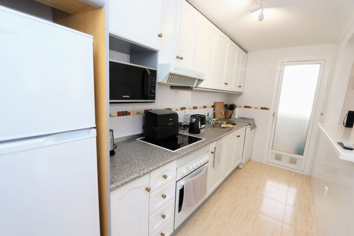 Image No.16-3 Bed House for sale