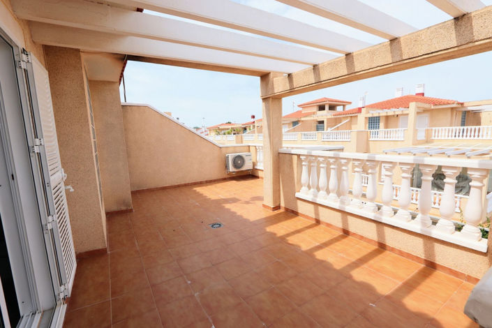 Image No.31-3 Bed House for sale