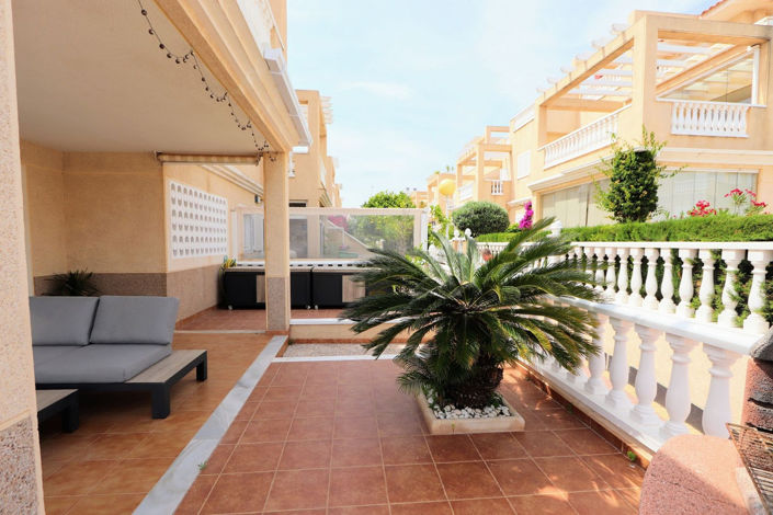 Image No.37-3 Bed House for sale
