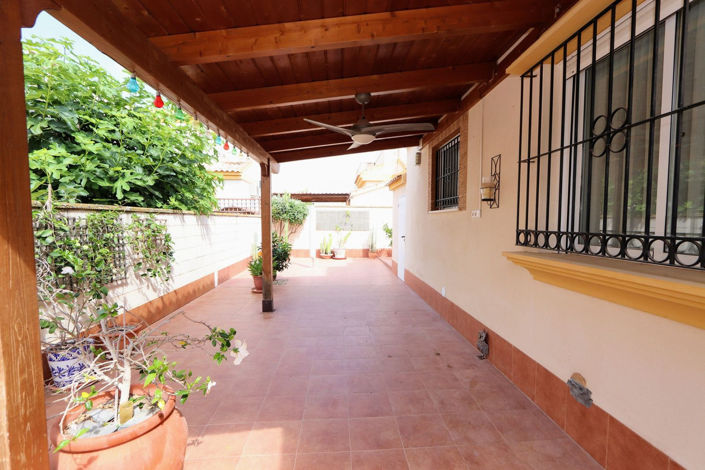 Image No.21-3 Bed House for sale