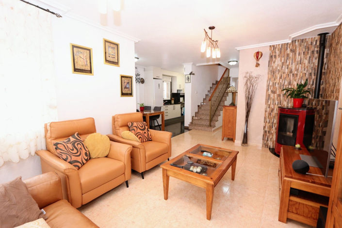 Image No.5-3 Bed House for sale