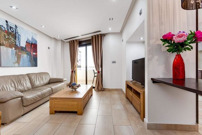 Image No.17-2 Bed Apartment for sale