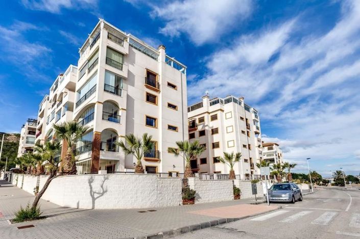 Image No.40-2 Bed Apartment for sale