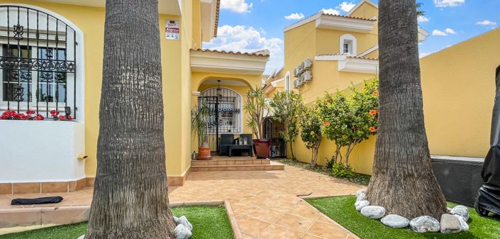 Image No.5-3 Bed Villa for sale