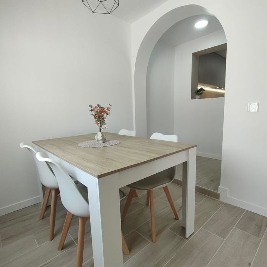 Image No.13-2 Bed Townhouse for sale